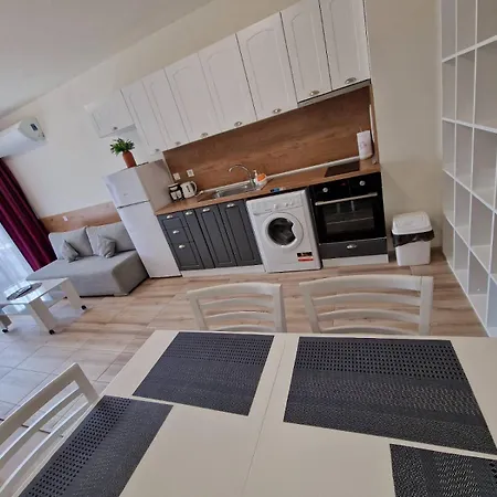 Rent 30 Apartament *